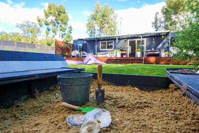 Three Beaches - chic eco home a moment from the beach in pristine Tasmania