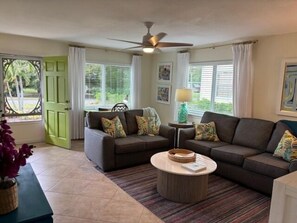 Comfortable furnishing and natural light