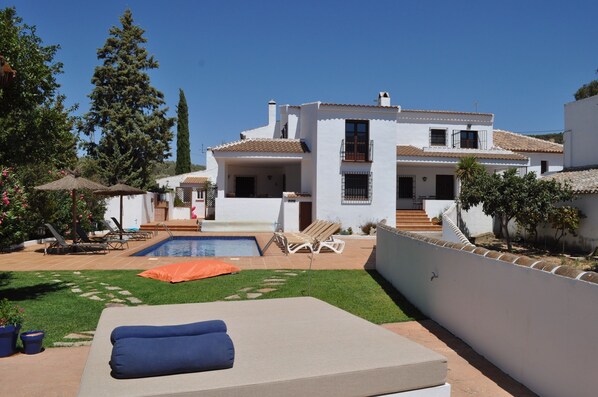 South facing sun drenched Andalucia cortijo