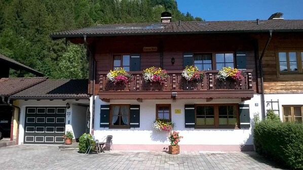 Ferienwohnung Rauher Kopf, 1-2 Pers., 52 m², 1 SZ, Wohnküche, Du/WC, Bk-Hausbild Westseite