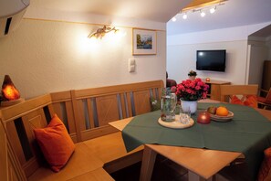 Ferienwohnung Rauher Kopf, 1-2 Pers., 52 m², 1 SZ, Wohnküche, Du/WC, Bk-Essbereich Fewo Rauher Kopf