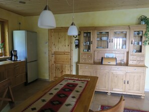 Sideboard