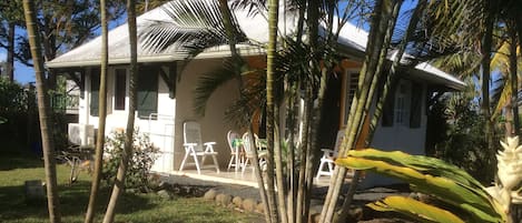 Bungalow situé entre mer et montagne 