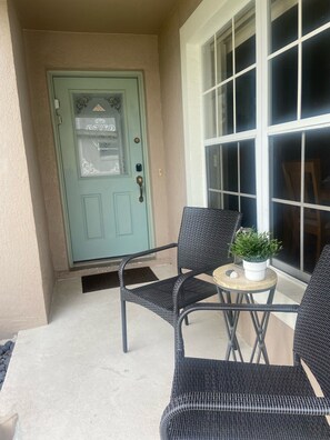 Front entrance to villa