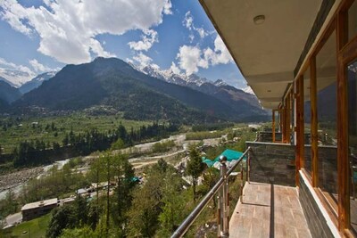 AmNeu Beas Valley- Luxury Hotel In Manali