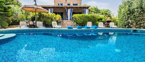 Rustikales Haus mit Pool und Grill in Mallorca