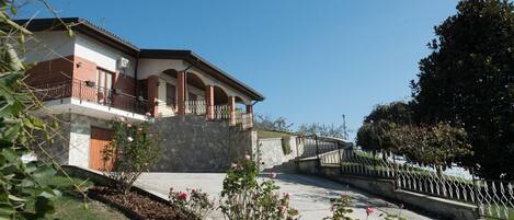 Entry into the property at Casa Serena