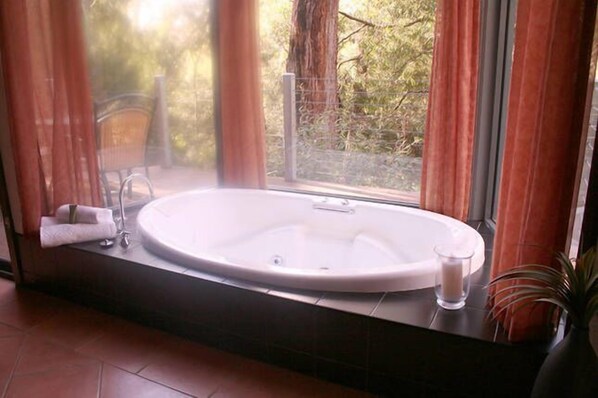 Deluxe spa for two!