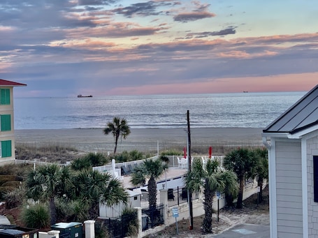 Beautiful ocean view so you can watch the ships go by!