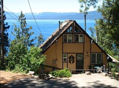 Exterior of  Sunset Chalet  overlooking  Lake Tahoe