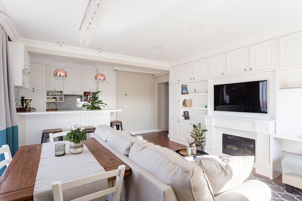 Living Room - Dining area - Kitchen combination