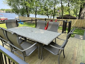 A new deck was built in 2023! It has a spacious table with seating for 6!