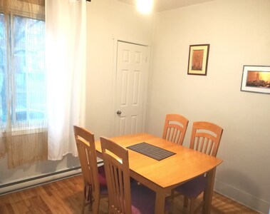 Full apartment, Montreal authentic