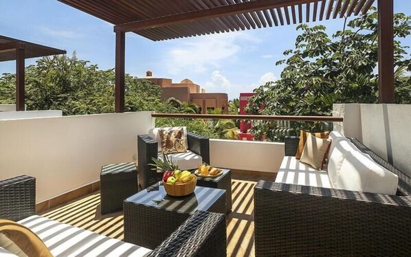 Terrace/patio