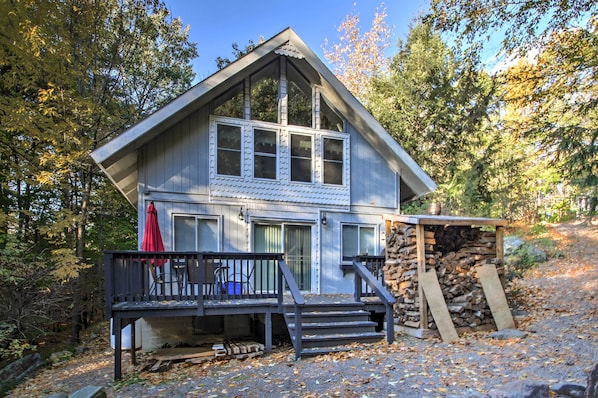 Gilford Vacation Rental | 2BR | 1BA | 1,200 Sq Ft | Stairs Required