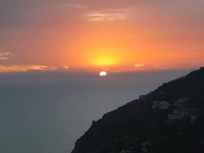 Apartamento CASA BOUGAINVILHA con espectaculares vistas al mar y en Arco da Calheta