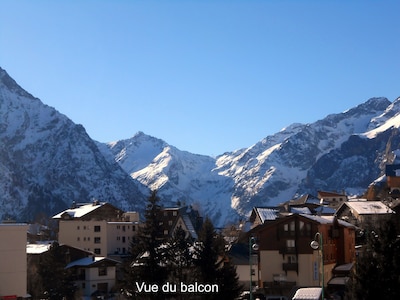 Comfortable, 32m2 apt. with south-facing balcony towards the Alpes' slopes