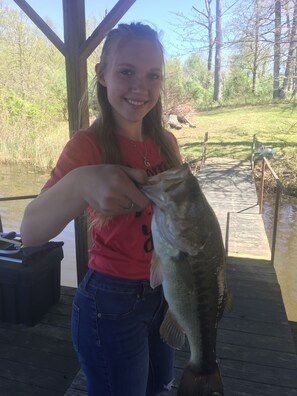 Lots of bass can be caught on both lakes. Most guests caught 6 pounders in 2021!