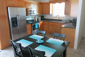Well equipped kitchen