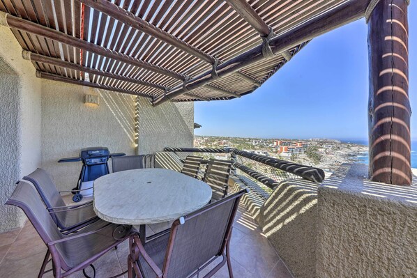 Cabo San Lucas Vacation Rental | 3BR | 3BA | 1,859 Sq Ft | Elevator Access