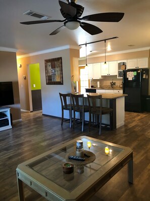 Living room/kitchen open concept 