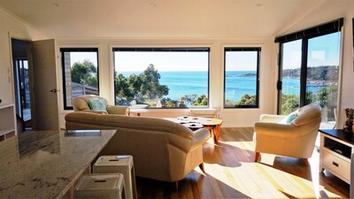 THE LOFT@Bay of Fires Seascape Waterfront at Binalong Bay, Bay of Fires Tasmania