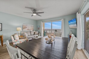 Dining Area - Enjoy your meal with a view!