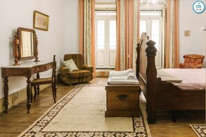 Quarto1, climatizado, vista Capela do Senhor
