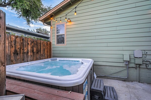 Hot tub