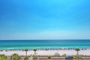 Majestic Sun 413A - Private Balcony w/ Beautiful Gulf Views