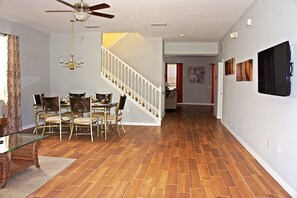 Spacious Living Room & Hallway