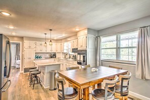 Kitchen & Dining Area | Single Story Home