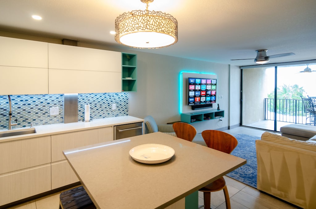 Beautiful Remodeled Condo 2B 1.5Ba Key Largo