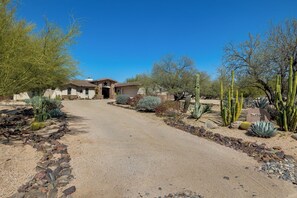 street view of drive up to the house