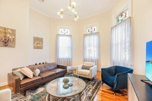 Lounge area