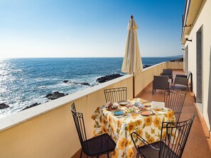 Spacious balcony that runs almost all around the apartment