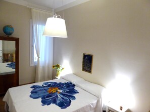 Double/twin bedroom