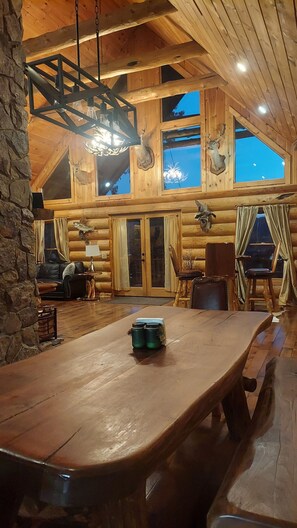 Dining Room table. Seats 10 People.