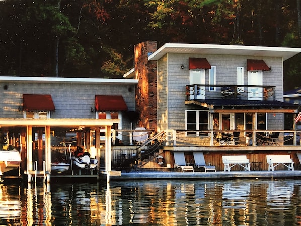 Water Front Living on Wilson Lake