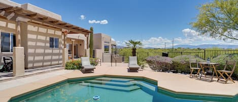 Tuscon Vacation Rental | 3BR | 3BA | 3,300 Sq Ft | Steps to Access