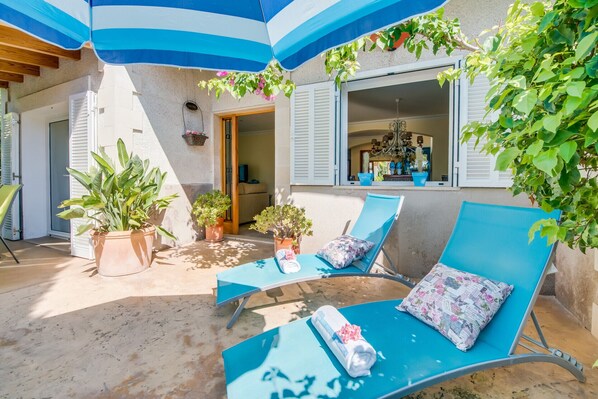 Rent holidays house near the beach in Alcudia