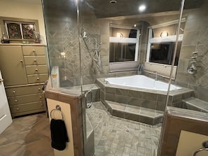 14x14 Steam Room, Bath & 3 Shower Heads. Views of Burbank/Hollywood Hills