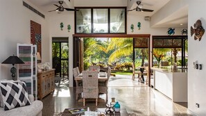 Tranquility _ Luxury_Holiday_Rental_Port_Douglas 22