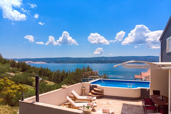Outdoor paradise, surrounded with amazing nature and beautiful sea view.