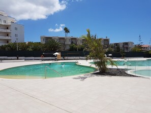 Pool with childrens pool