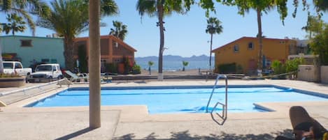 Lounge by the pool
