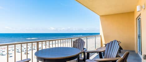 West view - porch includes pub table with 4 chairs and a lounger