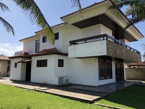 Extérieur