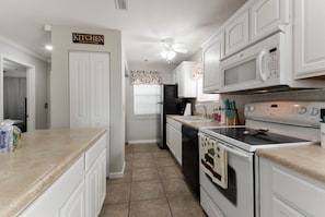 Fully Stocked Kitchen