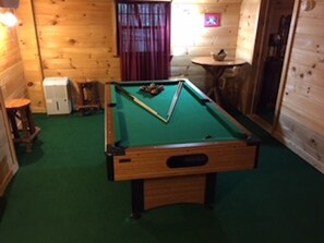 Spielezimmer